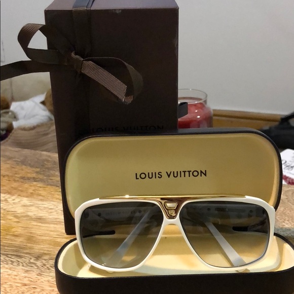 Louis Vuitton Women's Jet Set Silver U Sunglasses Z0858U